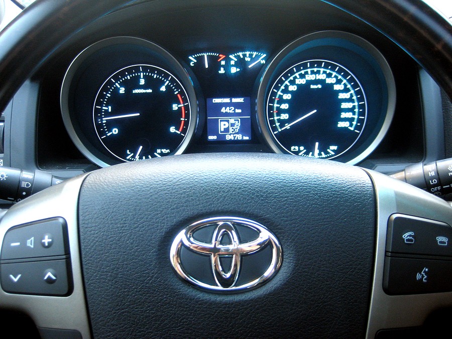 Toyota   2   